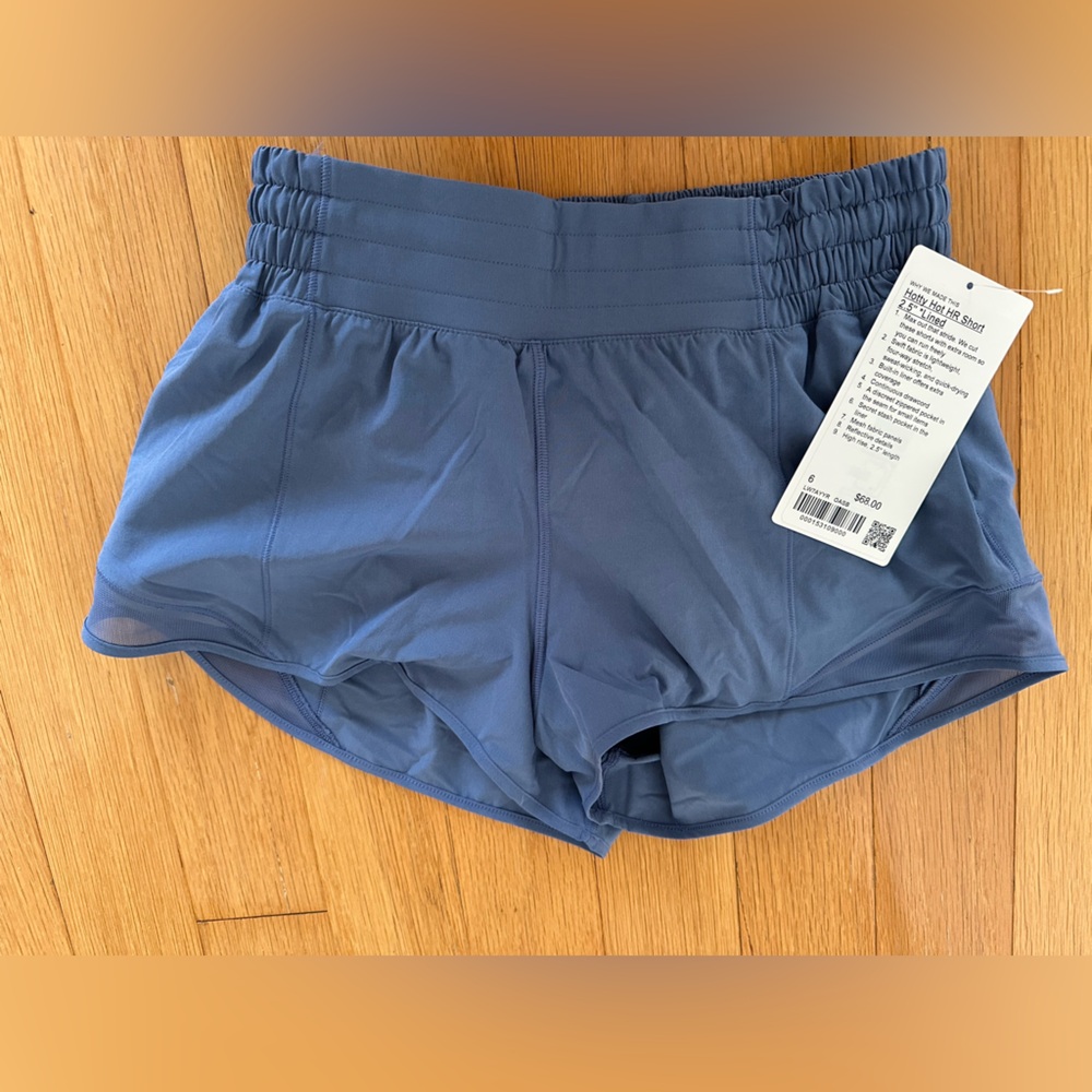 Lululemon Hotty Hot HR Short 2.5” Lined